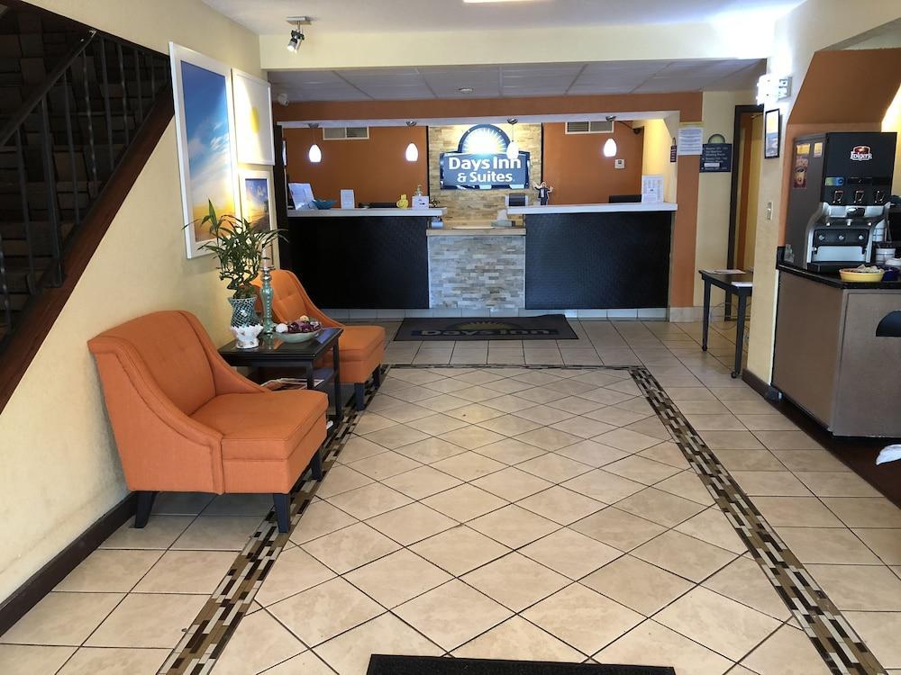 Days Inn & Suites By Wyndham Stevens Point Luaran gambar