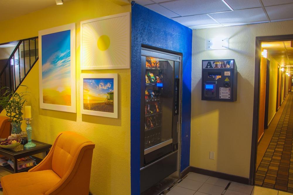 Days Inn & Suites By Wyndham Stevens Point Luaran gambar