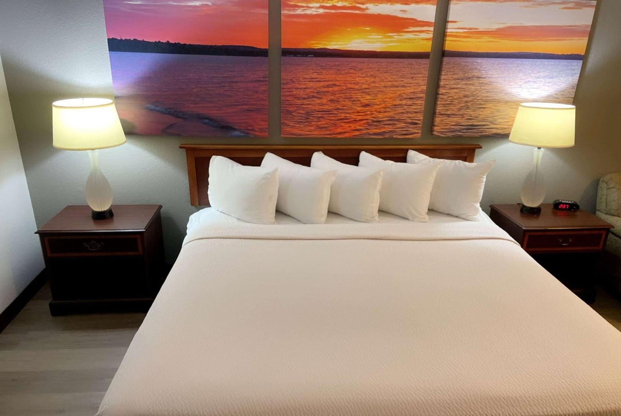 Days Inn & Suites By Wyndham Stevens Point Luaran gambar