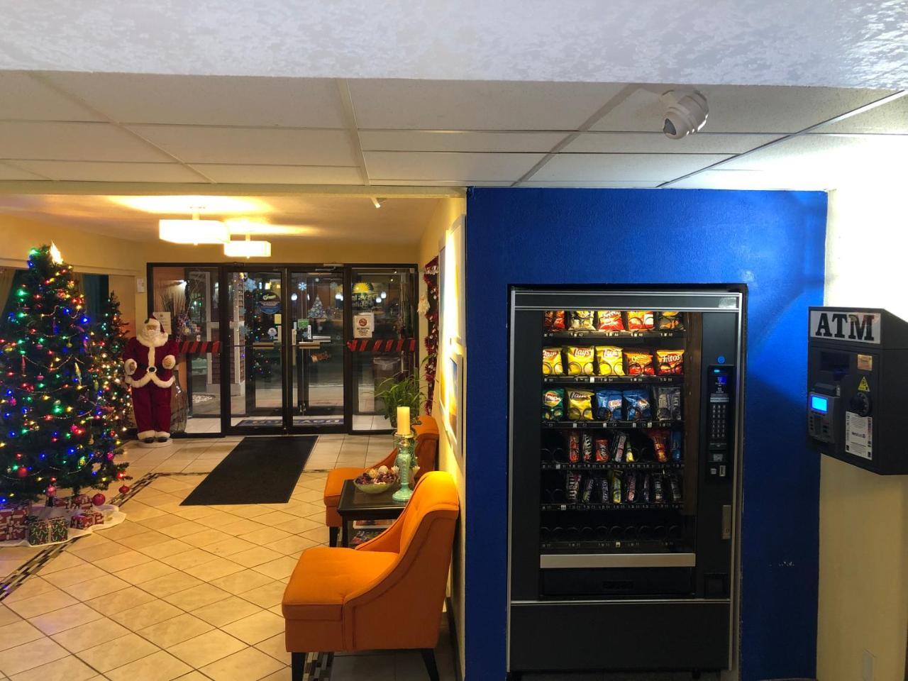 Days Inn & Suites By Wyndham Stevens Point Luaran gambar
