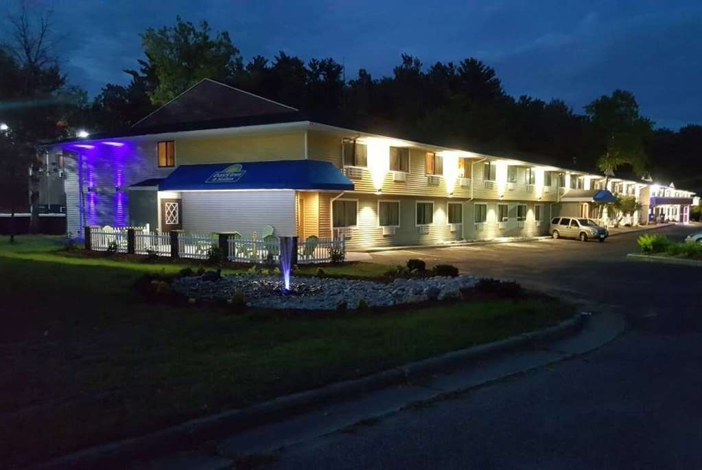 Days Inn & Suites By Wyndham Stevens Point Luaran gambar