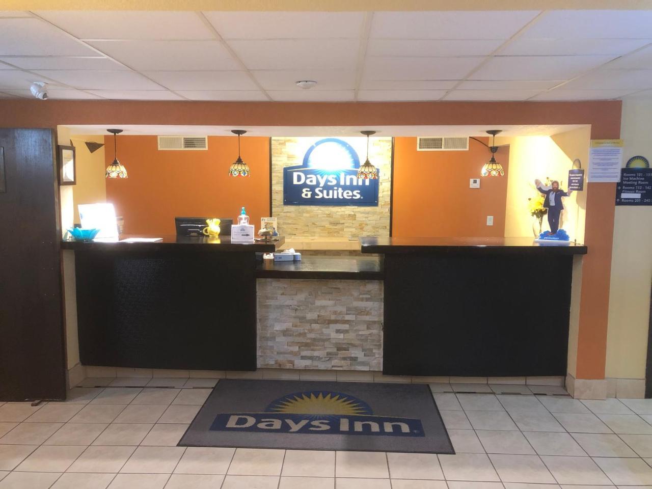 Days Inn & Suites By Wyndham Stevens Point Luaran gambar