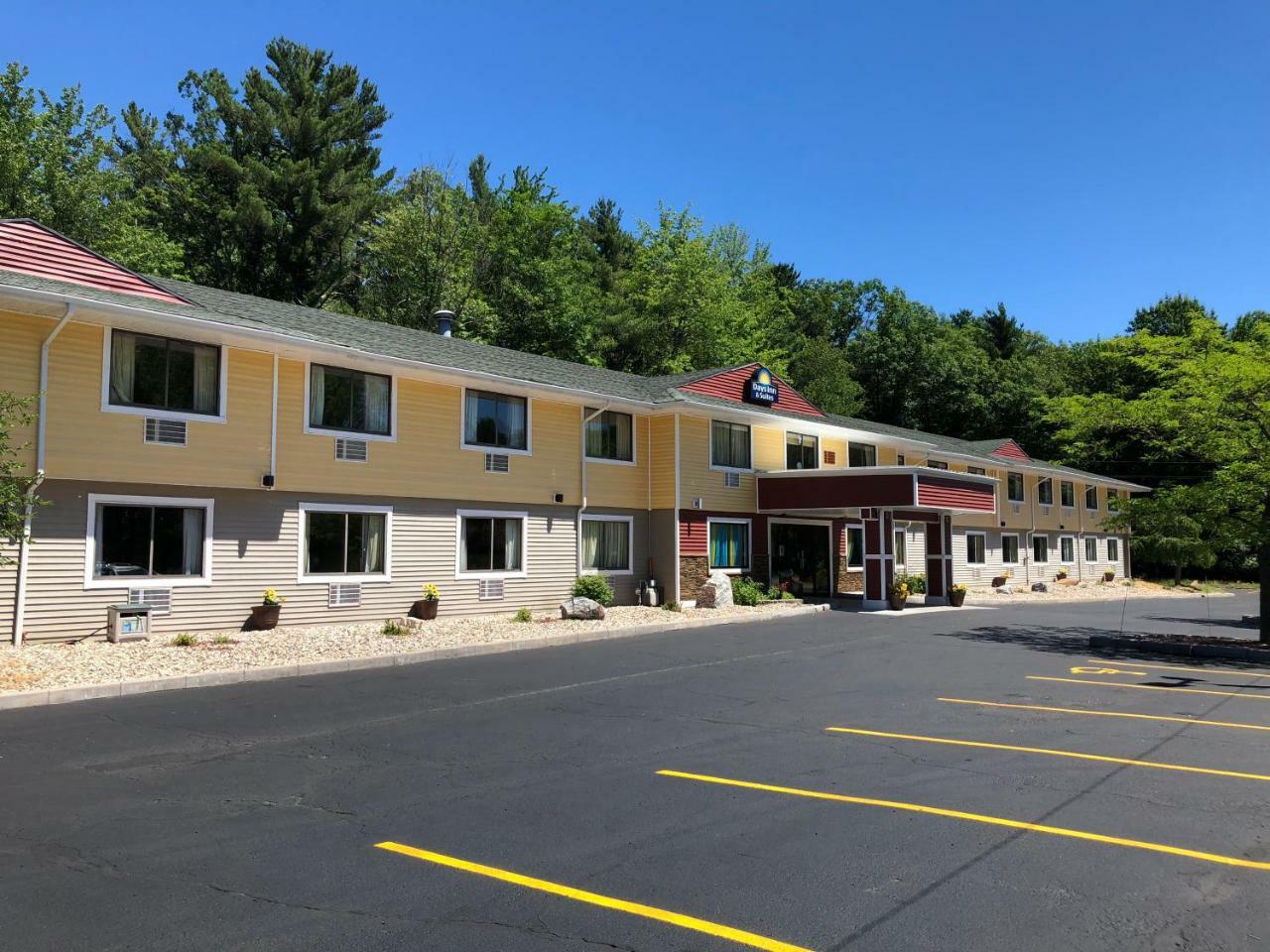 Days Inn & Suites By Wyndham Stevens Point Luaran gambar